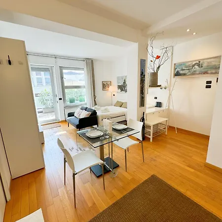 Apartment Open Space Con Terrazzo In *